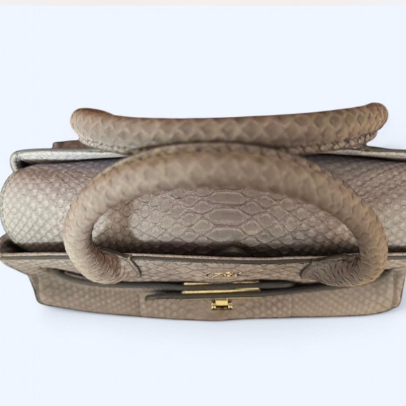 Asprey of London 1781 lavender python bag with gold hardware - Picture 4 of 8